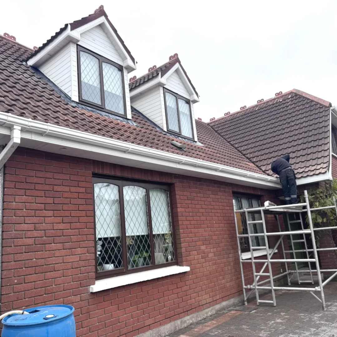 How does Keystone Roofing ensure customer satisfaction?